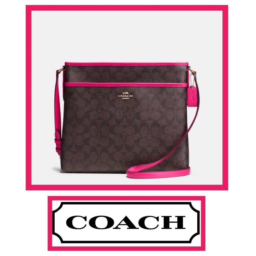 NWOT Signature Coach Shoulder or Crossbody